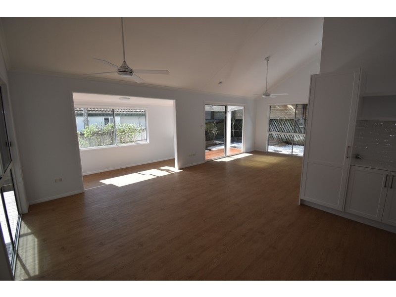 94 Pacific Avenue, Sunshine Beach QLD 4567