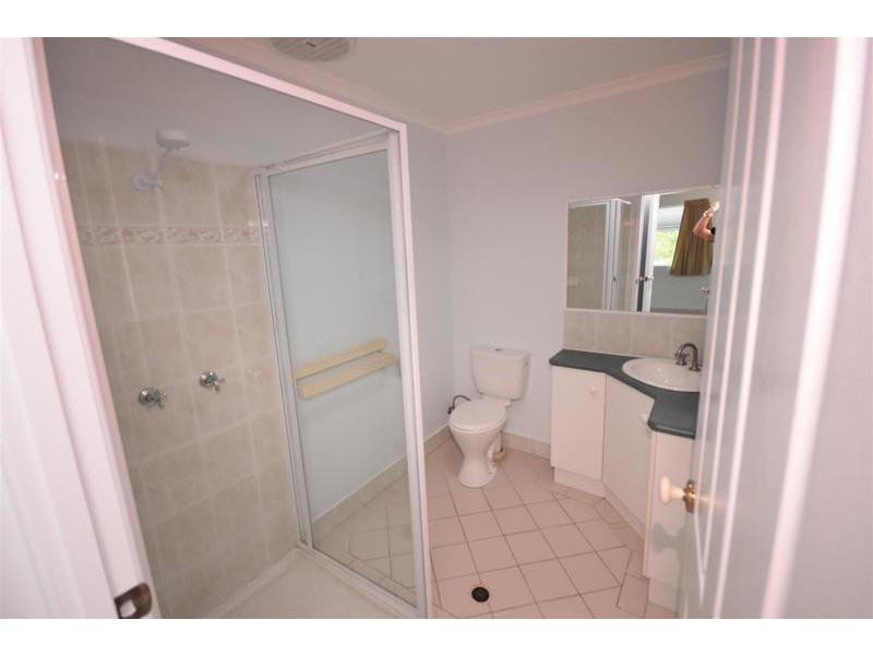 2/72 Southern Cross Parade, Sunrise Beach QLD 4567