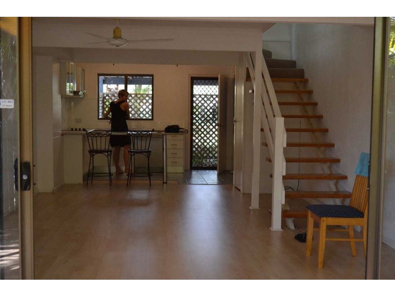 1/2-4 Dolphin Crescent, Noosa Heads QLD 4567