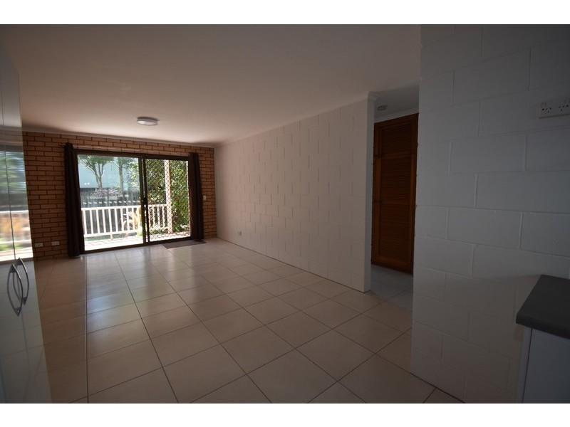 2/37 First Avenue, Coolum Beach QLD 4573