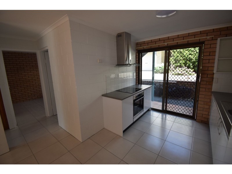 2/37 First Avenue, Coolum Beach QLD 4573