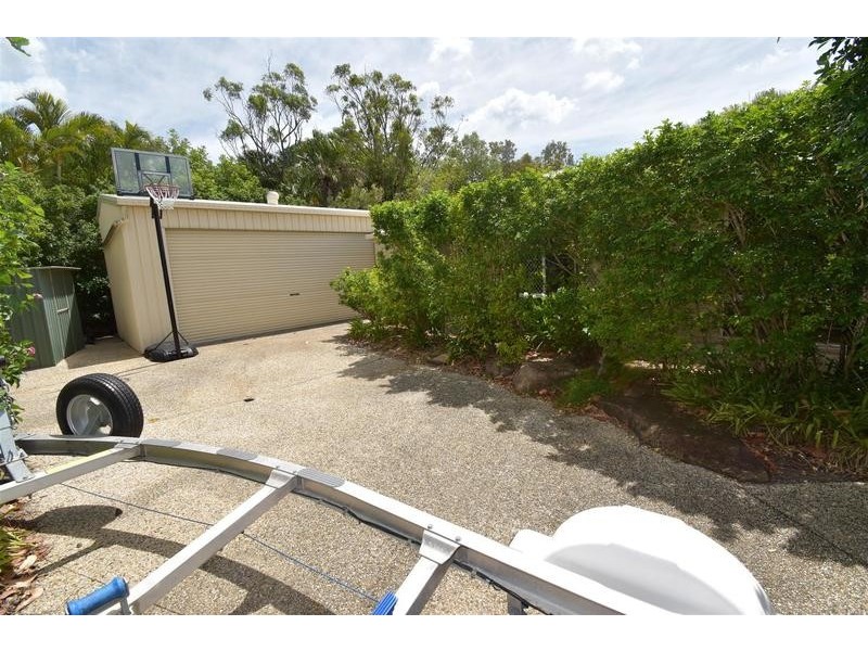 1 Riverbreeze Avenue, Noosa Waters QLD 4566