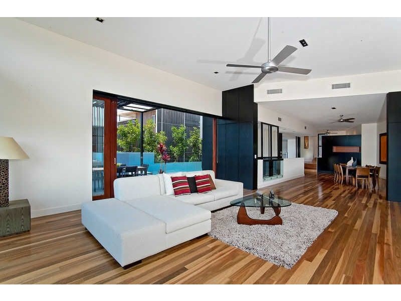 2 Wild Apple Court, Noosa Heads QLD 4567