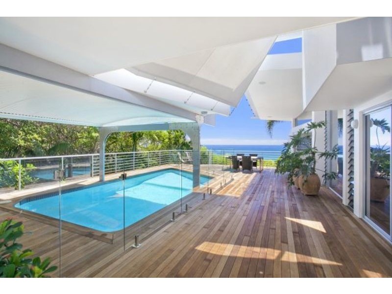 8/27 Ross Crescent, Sunshine Beach QLD 4567