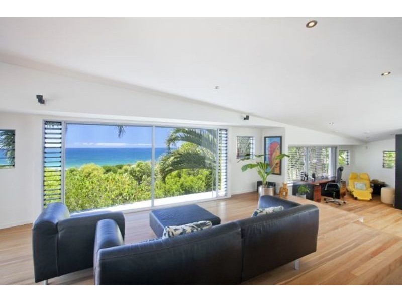 8/27 Ross Crescent, Sunshine Beach QLD 4567