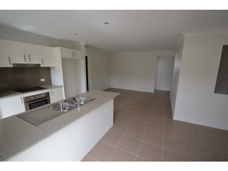 5 Morinda Circuit, Noosaville QLD 4566