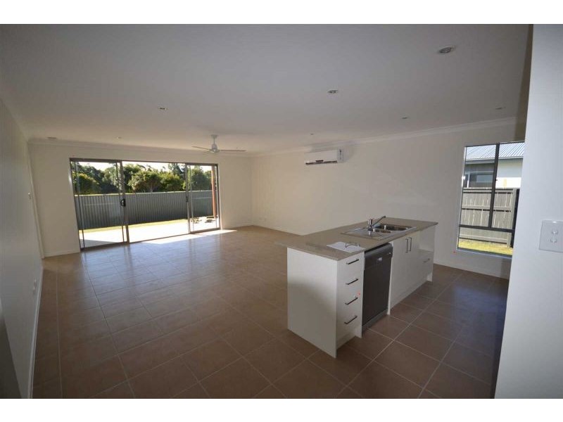 14 White Beech Road, Noosa Heads QLD 4567