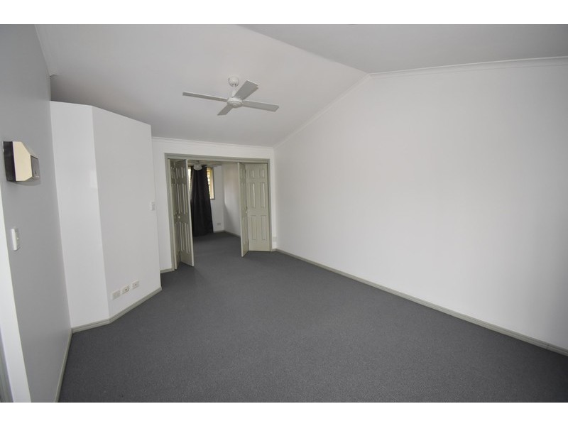 2/5 Sylvia Street, Noosaville QLD 4566