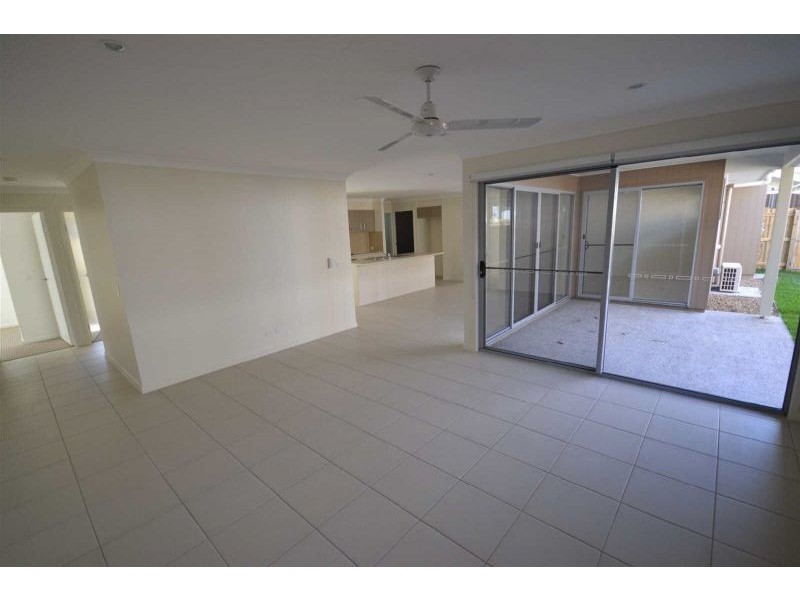 3/2 Pandorea Court, Noosaville QLD 4566