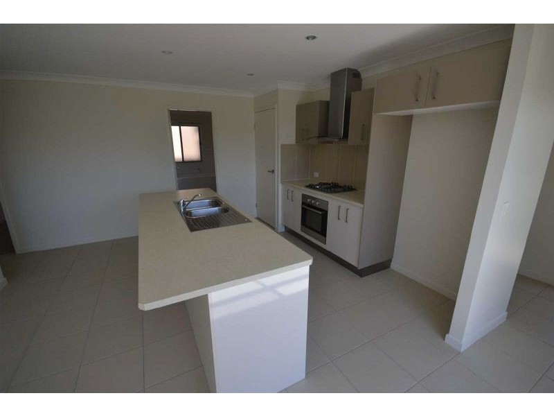 2 Swift Place, Peregian Springs QLD 4573
