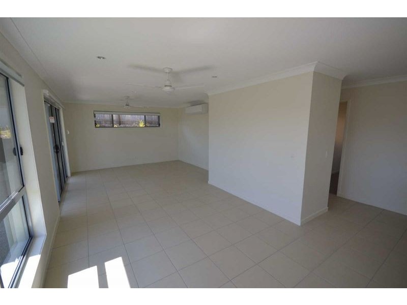 2 Swift Place, Peregian Springs QLD 4573