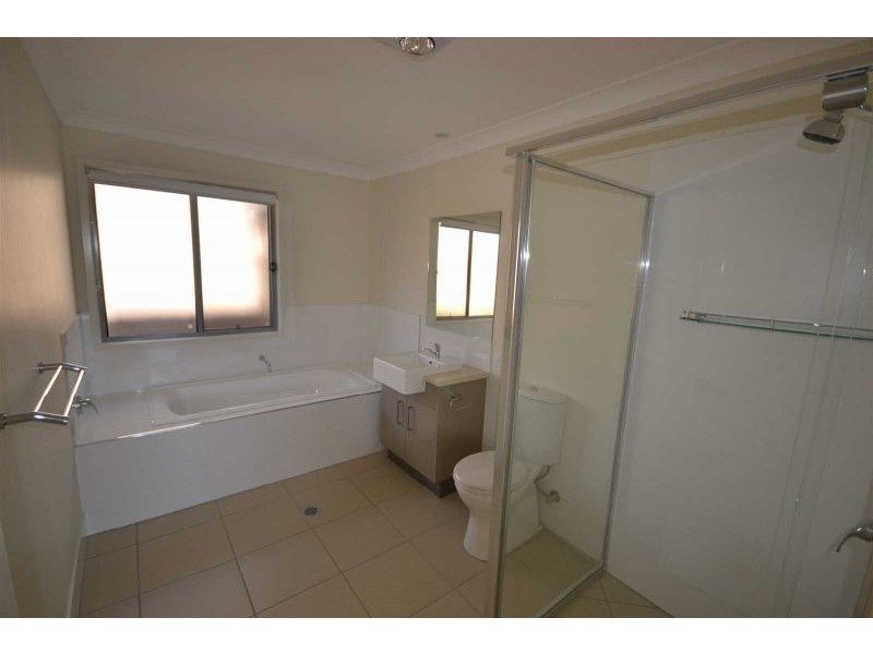 2 Swift Place, Peregian Springs QLD 4573