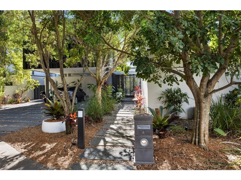 4 Coolabah Lane, Noosa Heads QLD 4567