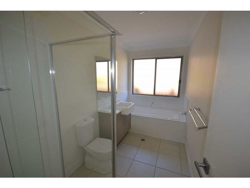 4 Brushbox Way, Peregian Springs QLD 4573
