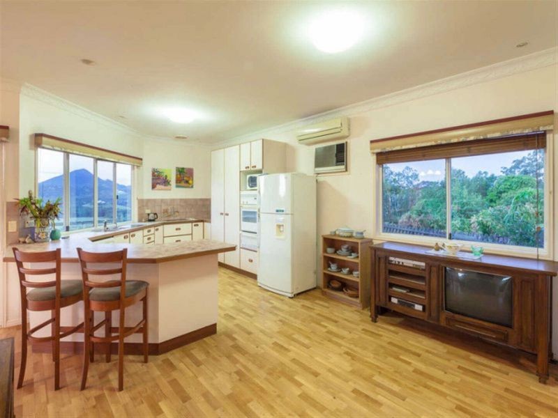 6 Barlee Street, Eumundi QLD 4562