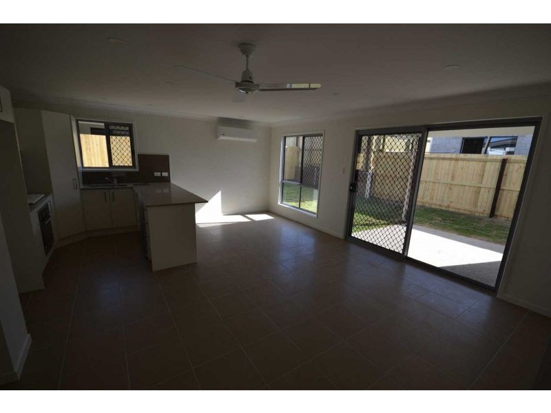 2/24 Kauri Crescent, Peregian Springs QLD 4573