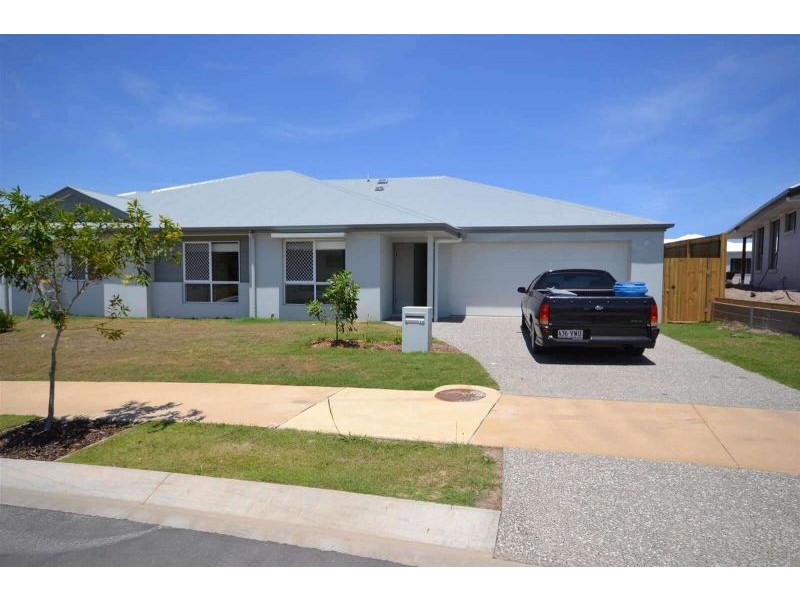 2/1 Kamala Close, Peregian Springs QLD 4573