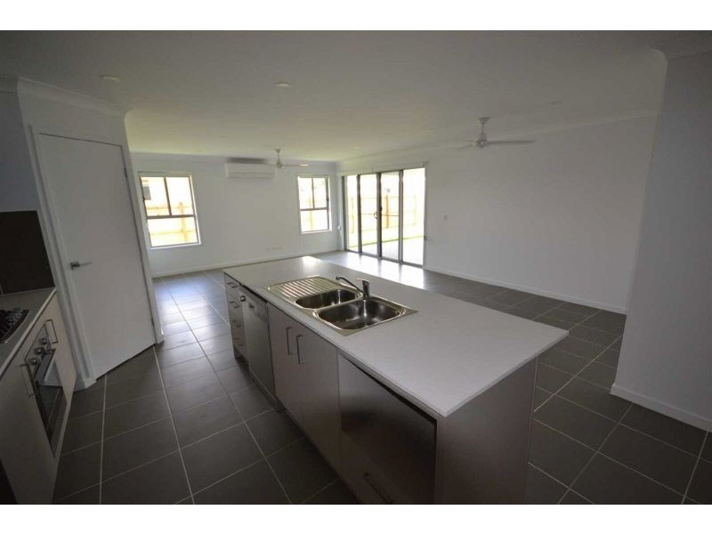 16 Minerva Place, Bli Bli QLD 4560