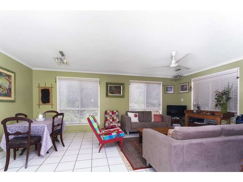 14 Pines Avenue, Cooroibah QLD 4565