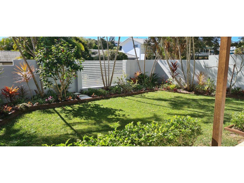 19 Dayspring Street, Sunrise Beach QLD 4567