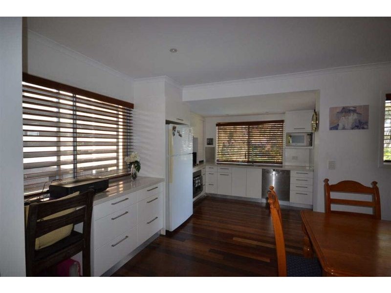 19 Dayspring Street, Sunrise Beach QLD 4567