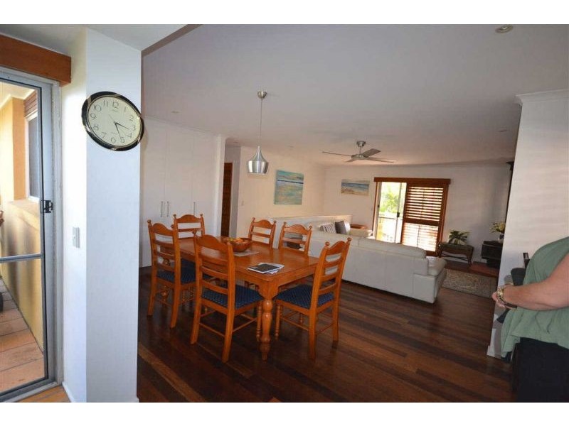 19 Dayspring Street, Sunrise Beach QLD 4567