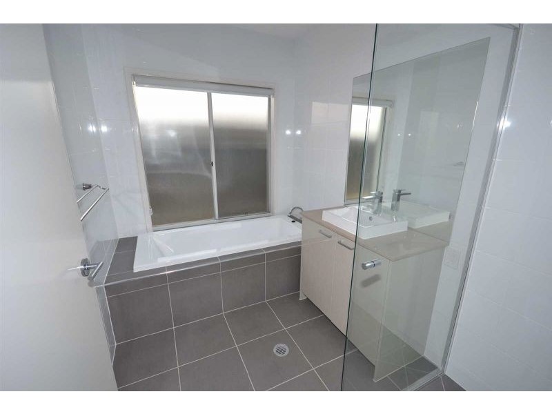 23 Hollyhock Cresent, Noosa Heads QLD 4567