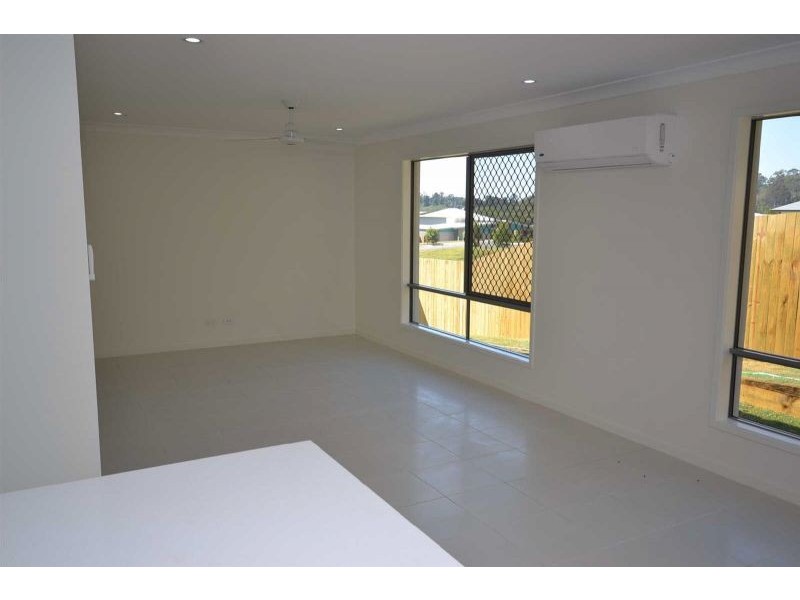 1/6 Jenyor Street, Coolum Beach QLD 4573