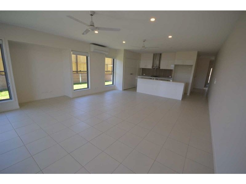 12 Kalbarri Cresent, Peregian Springs QLD 4573