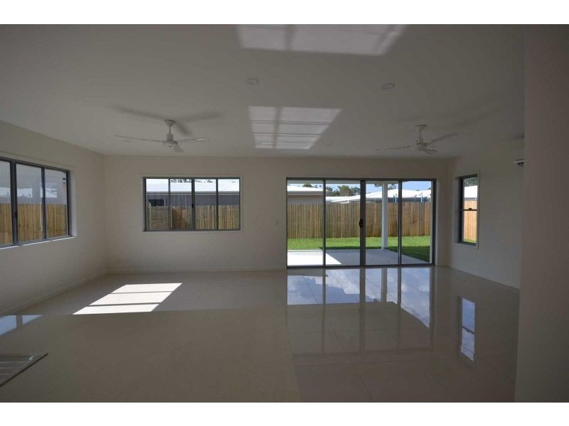 30 Viola Square, Peregian Springs QLD 4573