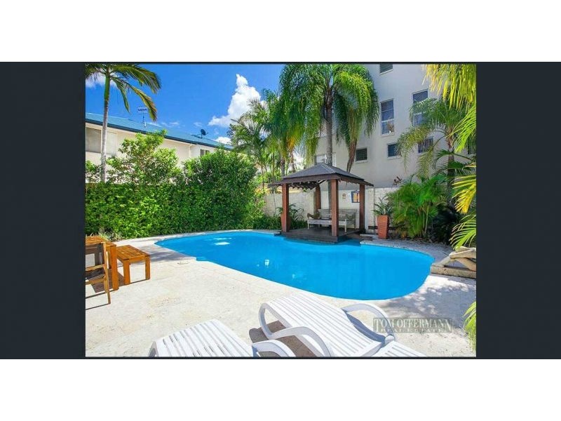 2/273 Weyba Road, Noosaville QLD 4566