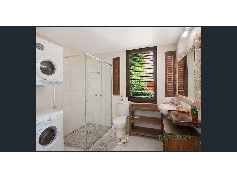 2/273 Weyba Road, Noosaville QLD 4566