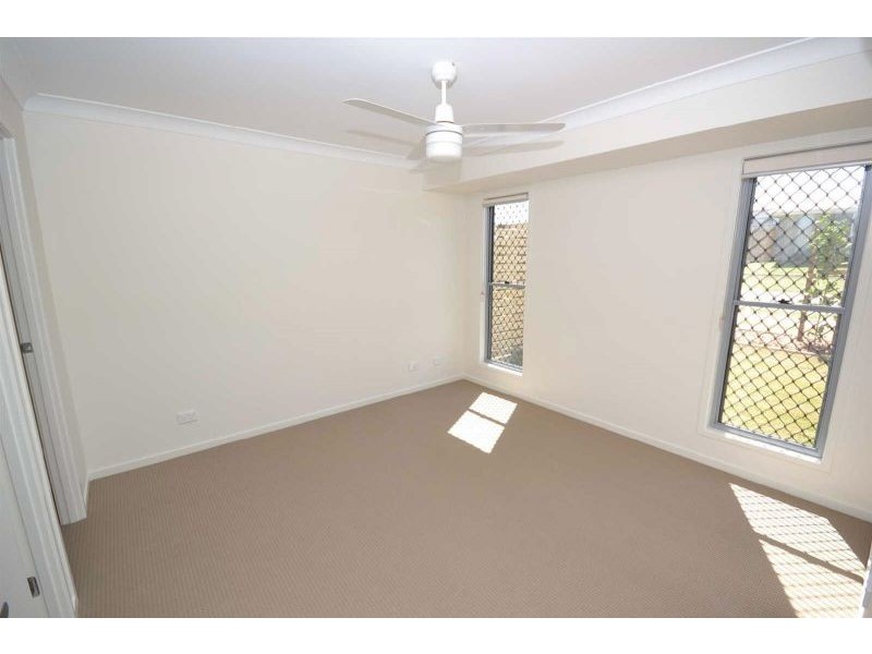 2/7 Laurina Way, Peregian Springs QLD 4573