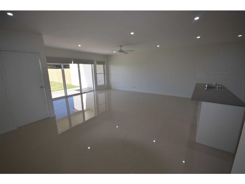 1/58 Augusta Circuit, Peregian Springs QLD 4573