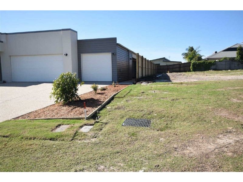 2/58 Augusta Circuit, Peregian Springs QLD 4573