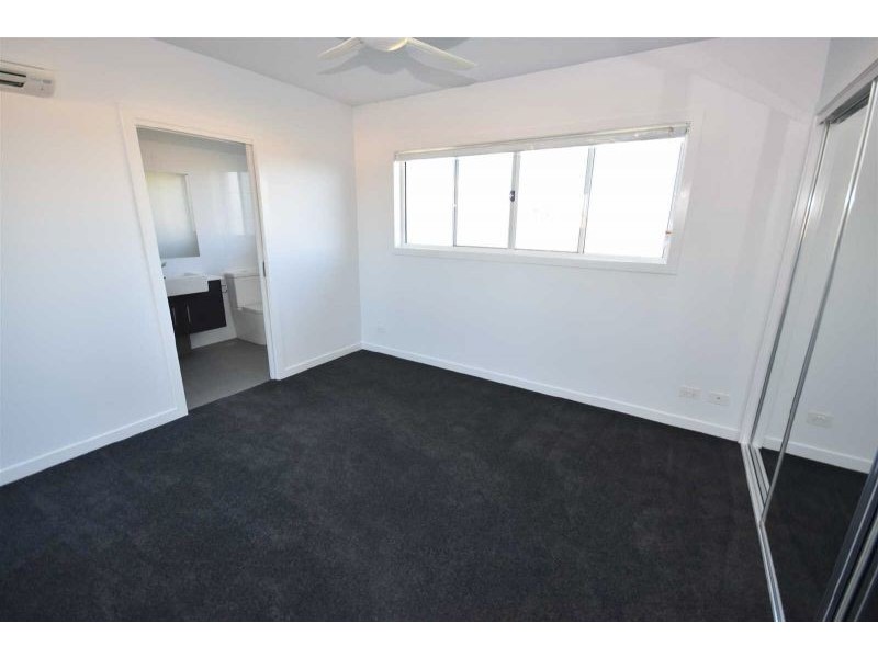 3 Silver Gull Cresent, Peregian Springs QLD 4573