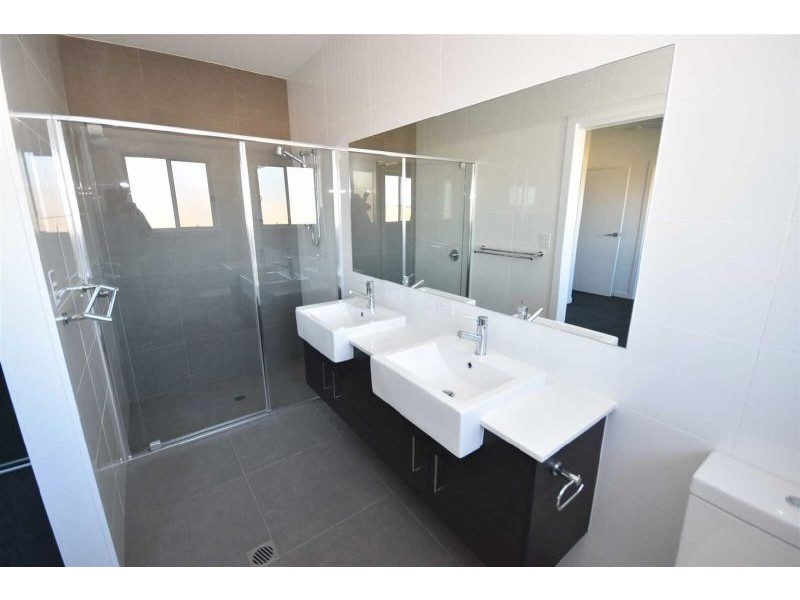 3 Silver Gull Cresent, Peregian Springs QLD 4573