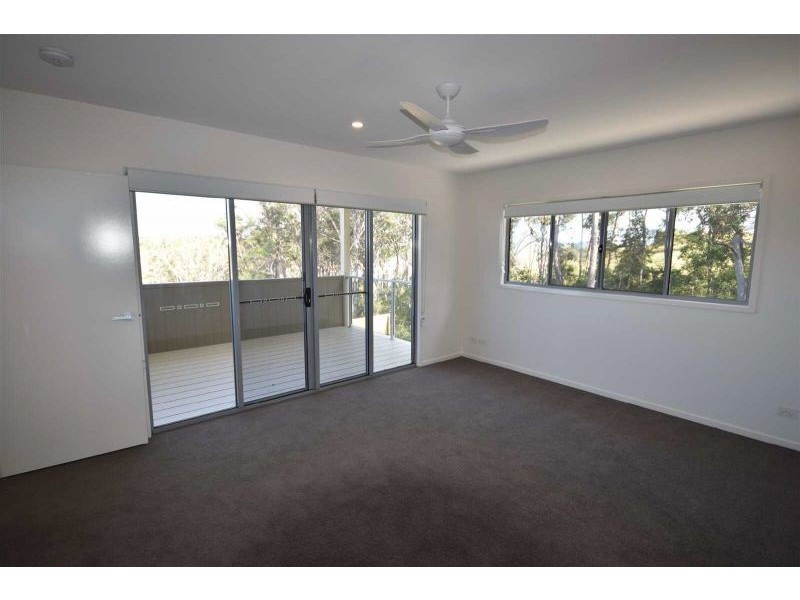 4 Silver Gull Cresent, Peregian Springs QLD 4573