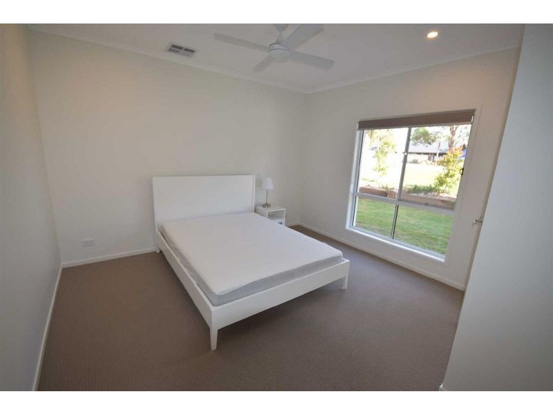 22 Banksia Avenue, Noosa Heads QLD 4567