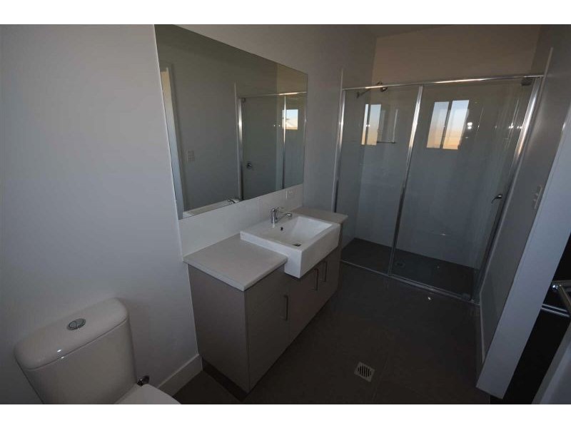 5 Silver Gull Cresent, Peregian Springs QLD 4573