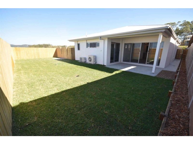 5 Silver Gull Cresent, Peregian Springs QLD 4573