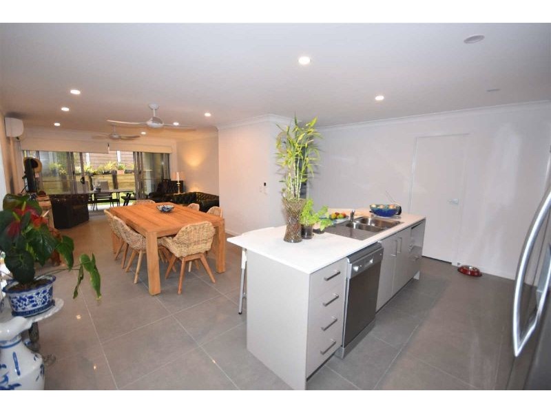 3 Falcon Lane, Peregian Springs QLD 4573