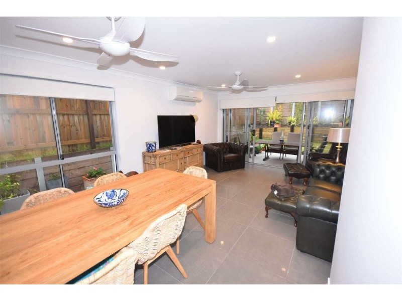 3 Falcon Lane, Peregian Springs QLD 4573