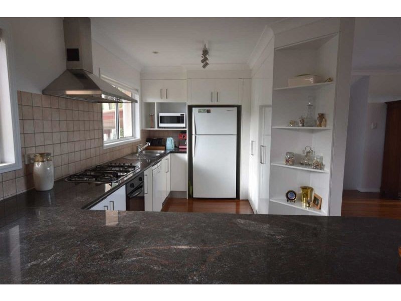 32 Noomar Drive, Doonan QLD 4562