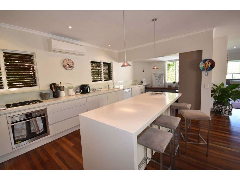 2 Kiamba Court, Noosa Heads QLD 4567