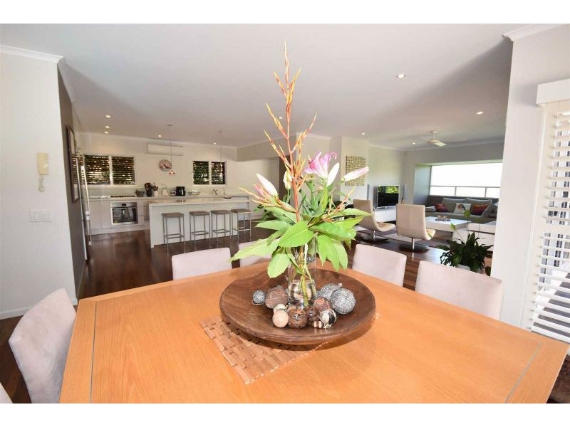 2 Kiamba Court, Noosa Heads QLD 4567