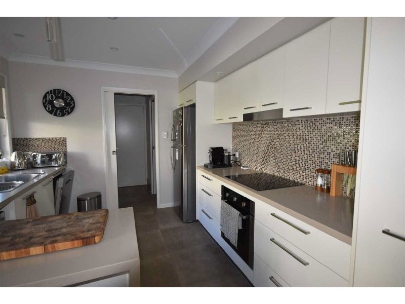 2/7 Stillwater Place, Noosa Waters QLD 4566