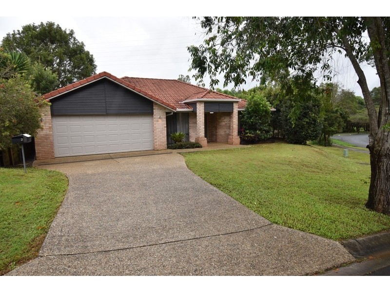 2 Kensington Drive, Cooroy QLD 4563