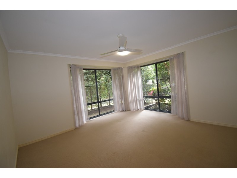 2 Kensington Drive, Cooroy QLD 4563