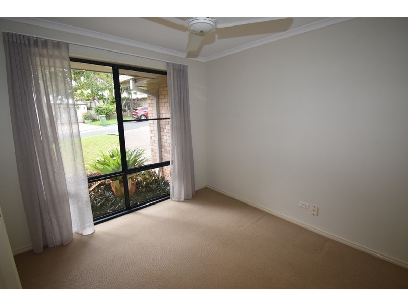 2 Kensington Drive, Cooroy QLD 4563